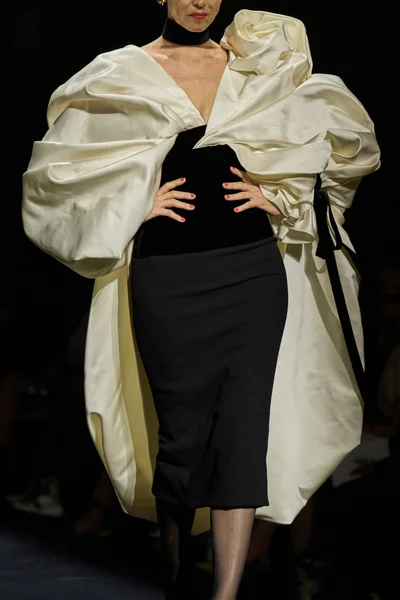 Look 53